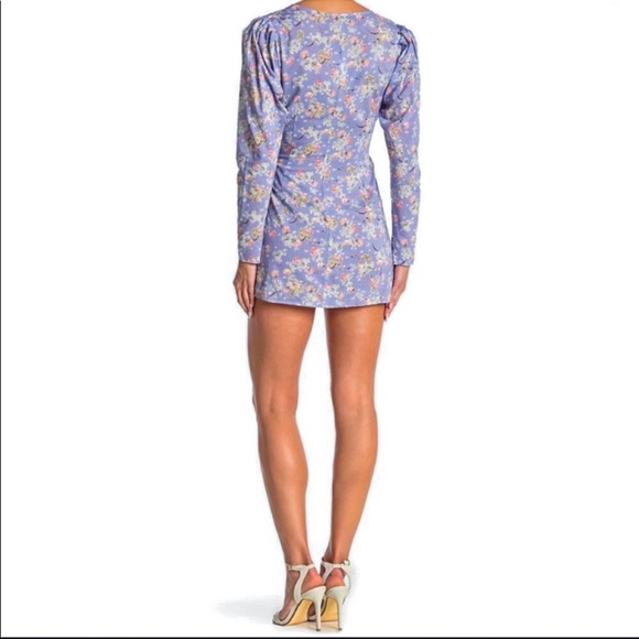 Sexy Summery WeWoreWhat Blanca Floral & Periwinkle Puff-Sleeve Wrap Mini Dress - Picture 3 of 12